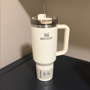 Stanley Cream Tumbler with Handle and Straw